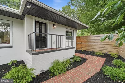 6410 Bushey Drive, Temple Hills, MD 20748 - Photo 3