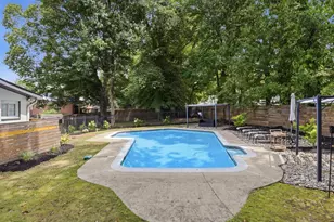 6410 Bushey Dr, Temple Hills, MD 20748 - Photo 7
