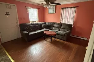 1304 Doewood Ln, Capitol Heights, MD 20743 - Photo 5