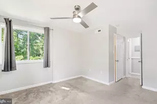 526 Wilson Bridge Dr, Oxon Hill, MD 20745 - Photo 15