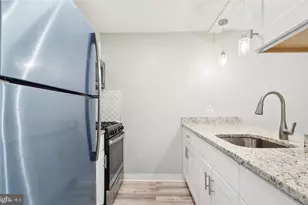 526 Wilson Bridge Dr, Oxon Hill, MD 20745 - Photo 9