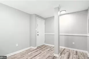 526 Wilson Bridge Dr, Oxon Hill, MD 20745 - Photo 3