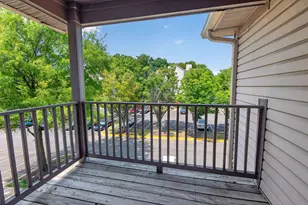 9816 Lake Pointe Ct, Upper Marlboro, MD 20774 - Photo 13