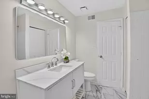 9816 Lake Pointe Ct, Upper Marlboro, MD 20774 - Photo 7