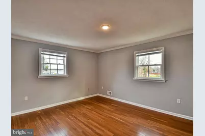 6308 Larwin Drive #(MAIN LEVEL), Temple Hills, MD 20748 - Photo 11