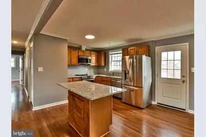 6308 Larwin Drive #(MAIN LEVEL), Temple Hills, MD 20748 - Photo 5