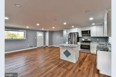 5812 Suitland Road #(MAIN LEVEL), Suitland, MD 20746 - Photo 3