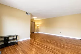 3839 Hamilton St, Hyattsville, MD 20781 - Photo 5