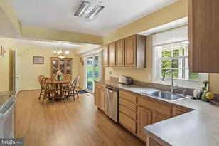 2921 Barrister Ln, Bowie, MD 20715 - Photo 9