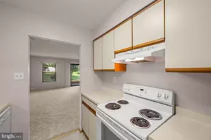 12319 Stonehaven Ln, Bowie, MD 20715 - Photo 13