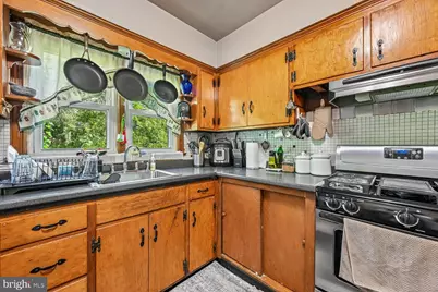 7308 Finns Lane, Lanham, MD 20706 - Photo 11
