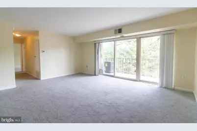 5201 Newton Street #202, Bladensburg, MD 20710 - Photo 9
