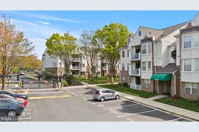 8951 Town Center Circle #3-303, Upper Marlboro, MD 20774 - Photo 3