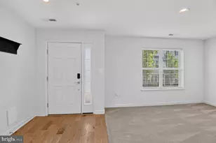 9904 Wood Edge Wy, Lanham, MD 20706 - Photo 17
