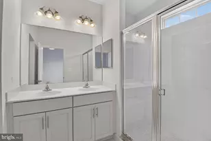 9904 Wood Edge Wy, Lanham, MD 20706 - Photo 11