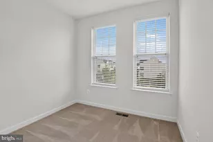 9904 Wood Edge Wy, Lanham, MD 20706 - Photo 15