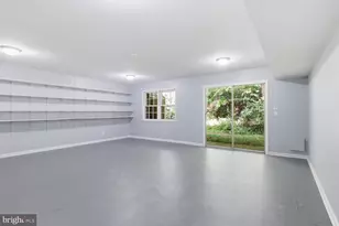 5920 Westchester Park Dr, College Park, MD 20740 - Photo 33