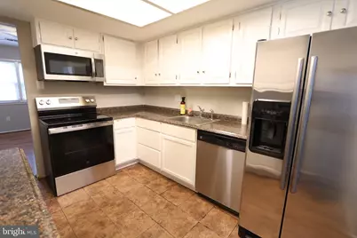 12512 Woodstock Drive E, Upper Marlboro, MD 20772 - Photo 11