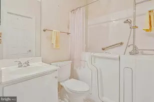 7115 Piney Woods Pl, Laurel, MD 20707 - Photo 35