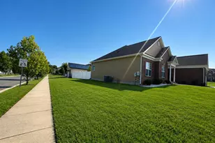 6600 Long Shadow Ct, Clinton, MD 20735 - Photo 11