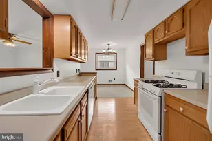 1016 Harrison Dr, Laurel, MD 20707 - Photo 11