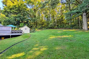8 Empire Pl, Greenbelt, MD 20770 - Photo 5