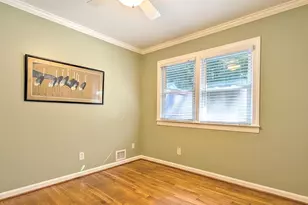 8 Empire Pl, Greenbelt, MD 20770 - Photo 17