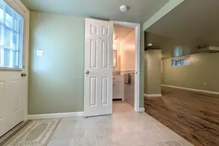 8 Empire Pl, Greenbelt, MD 20770 - Photo 29