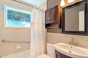 8 Empire Pl, Greenbelt, MD 20770 - Photo 15