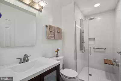 221 Surrey Circle Drive S, Fort Washington, MD 20744 - Photo 37
