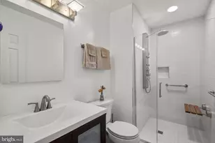 221 Surrey Circle Dr S, Fort Washington, MD 20744 - Photo 37