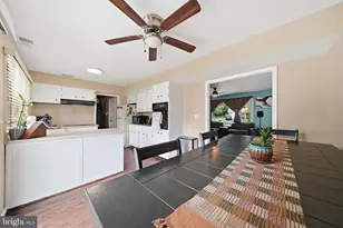16010 Pond Meadow Ln, Bowie, MD 20716 - Photo 13
