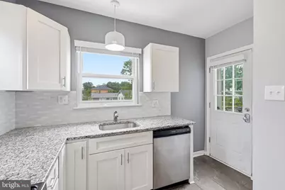 6515 Gateway Boulevard, District Heights, MD 20747 - Photo 11