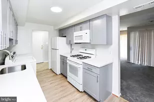 10245 Prince Pl, Upper Marlboro, MD 20774 - Photo 13