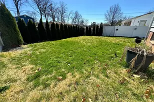 6300 Hardwood Dr, Lanham, MD 20706 - Photo 45