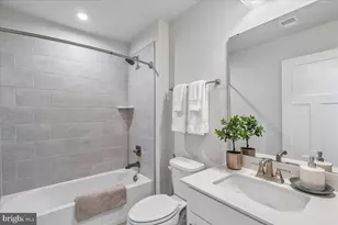 5418 Manor Park Dr, Upper Marlboro, MD 20772 - Photo 11