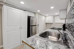 6008 Addison Rd, Capitol Heights, MD 20743 - Photo 9