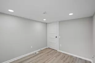 6008 Addison Rd, Capitol Heights, MD 20743 - Photo 35