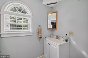 16201 Pond Meadow Ln, Bowie, MD 20716 - Photo 23