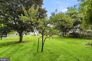 8902 Marquis Ln, Clinton, MD 20735 - Photo 23