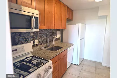 1836 Metzerott #1704, Adelphi, MD 20783 - Photo 9