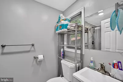 5509 Henderson Way, Suitland, MD 20746 - Photo 13