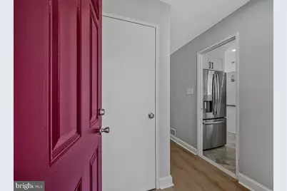 915 E Meadows Court, Oxon Hill, MD 20745 - Photo 7