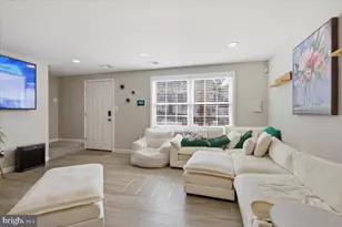 1859 Village Green, Hyattsville, MD 20785 - Photo 3