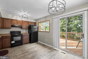 14122 Oakpointe Dr, Laurel, MD 20707 - Photo 11