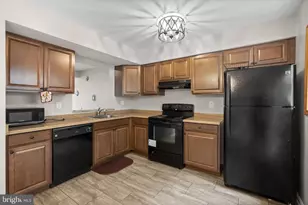 14122 Oakpointe Dr, Laurel, MD 20707 - Photo 13