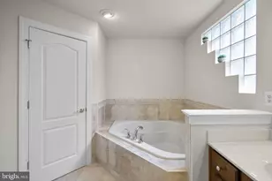 15430 Symondsbury Way, Upper Marlboro, MD 20774 - Photo 31