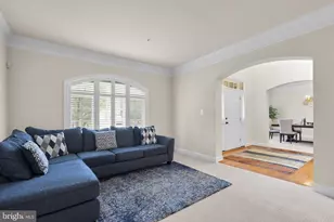 15430 Symondsbury Way, Upper Marlboro, MD 20774 - Photo 5