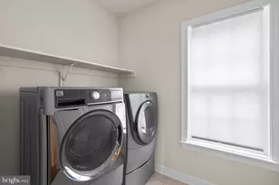 15430 Symondsbury Way, Upper Marlboro, MD 20774 - Photo 17