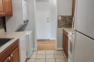 6932 Hanover Pkwy, Greenbelt, MD 20770 - Photo 5
